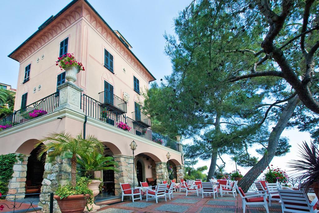 Hotel Punta Est Finale Ligure Extérieur photo